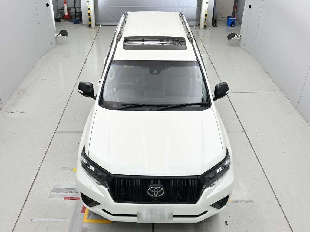 2023 Toyota Land Cruiser Prado TXL Package Matte Bra 4WD auction photo 7