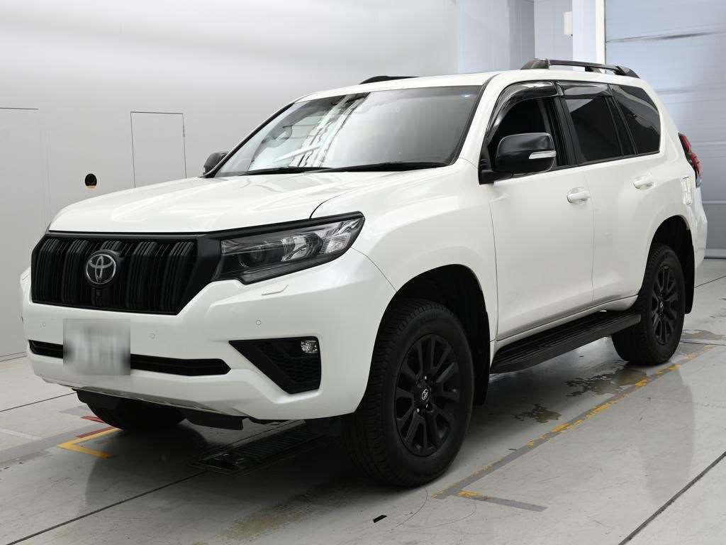 Japan Auction Vehicles 14 2023 Toyota Land Cruiser Prado TXL Package Matte Bra 4WD auction photo