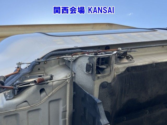 2012 Isuzu Forward アルミウイング auction photo 6