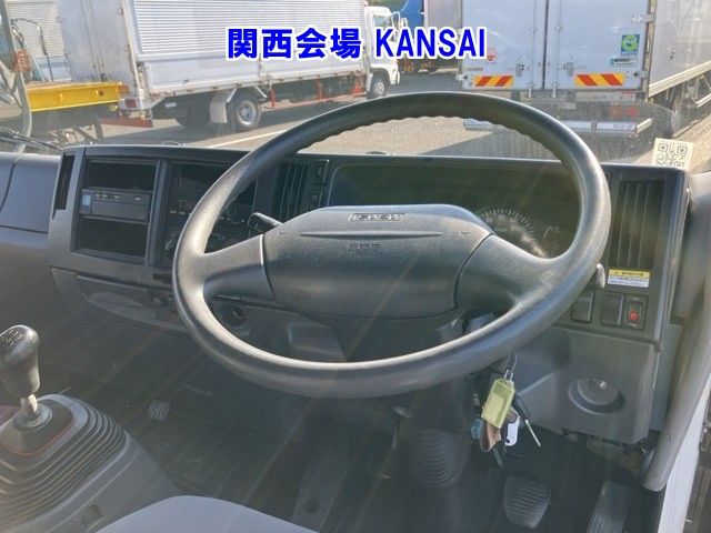 2012 Isuzu Forward アルミウイング auction photo 4