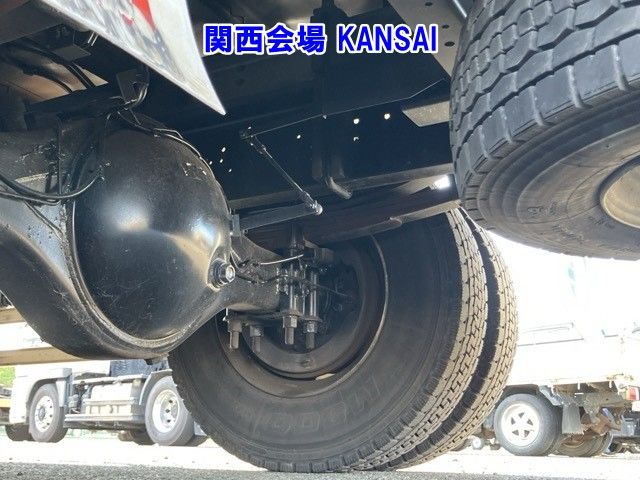 2012 Isuzu Forward アルミウイング auction photo 13