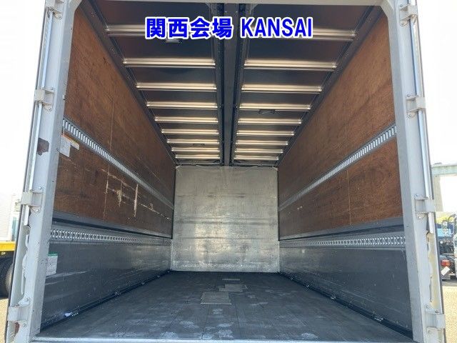 2012 Isuzu Forward アルミウイング auction photo 17