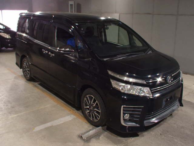 2015 Toyota Voxy ZSキラメキ 8ニン Japan auction vehicle