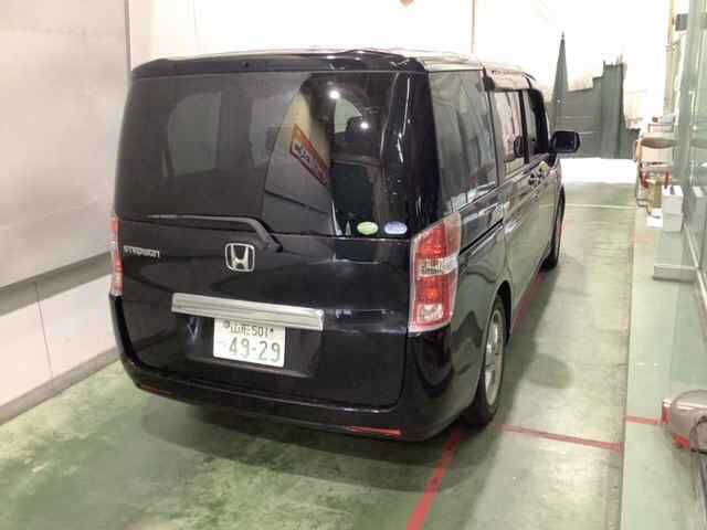 2012 Honda Stepwgn G auction photo 2