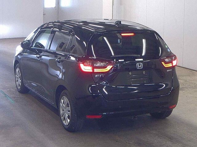 2020 Honda Fit EHEVベーシック auction photo 2