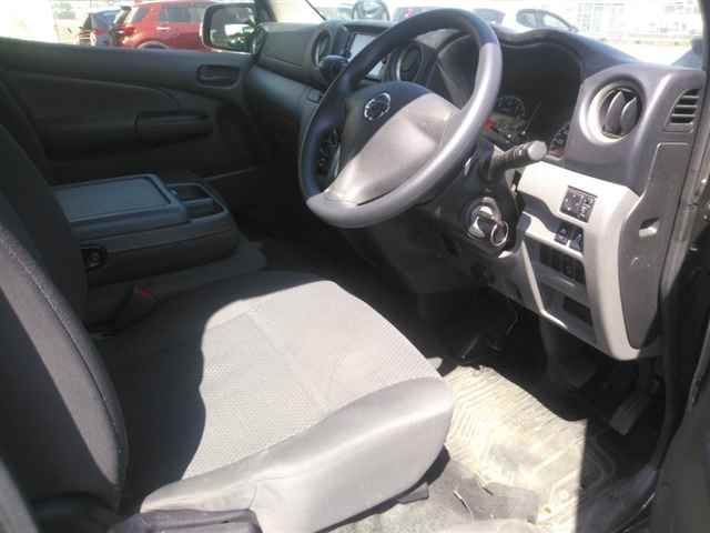 2020 Nissan NV350 Caravan DX auction photo 3