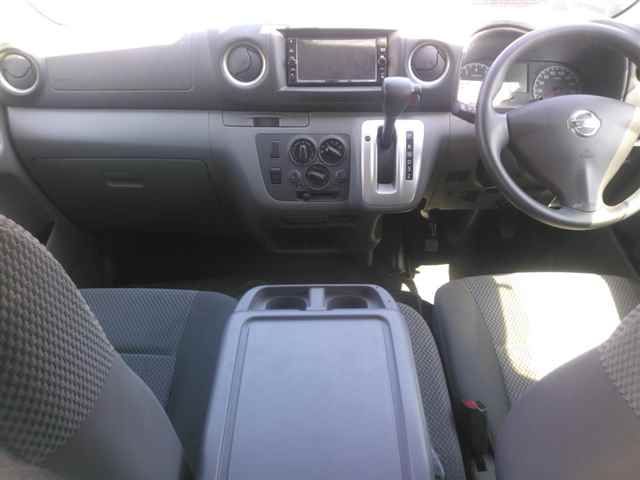 2020 Nissan NV350 Caravan DX auction photo 8