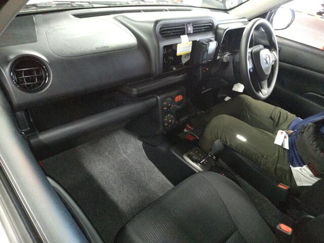 2026 Toyota Probox Hybrid F auction photo 6