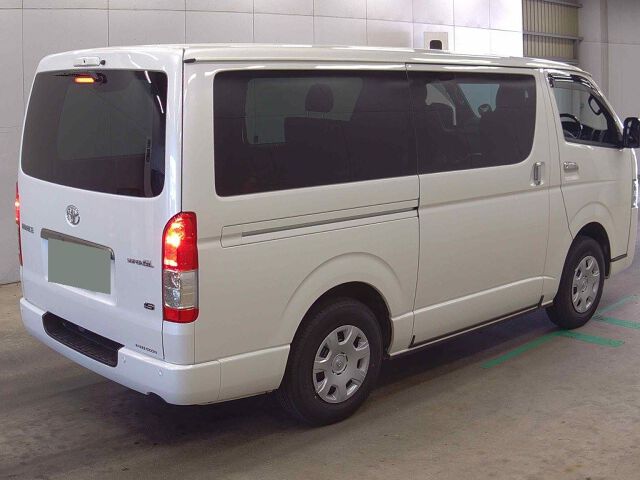 2025 Toyota Hiace LSGLダークプラS 4WD auction photo 5