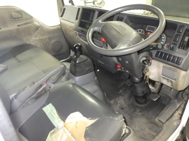 2011 Isuzu Elf フルフラットロー auction photo 3