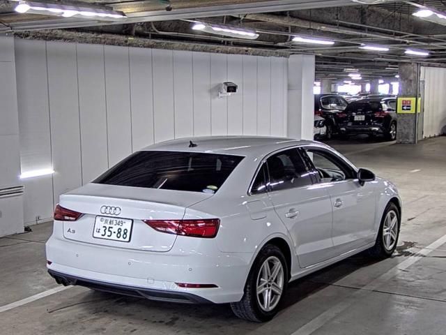 2020 Audi A3 セダン30TFSI auction photo 3