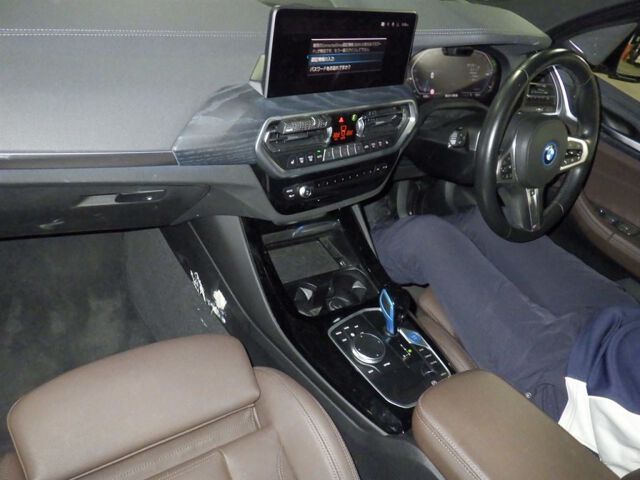 2022 BMW iX3 Mスポーツ auction photo 3