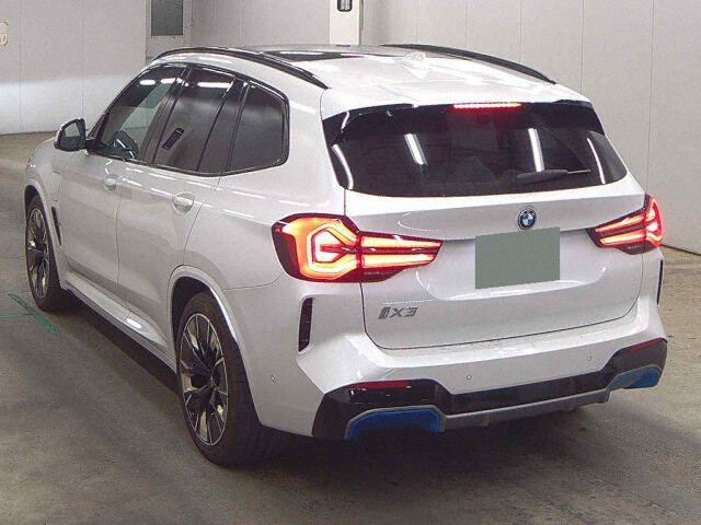2022 BMW iX3 Mスポーツ auction photo 2