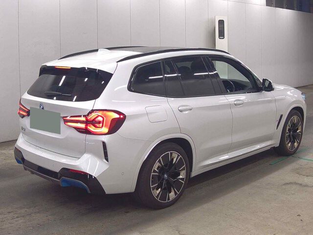 2022 BMW iX3 Mスポーツ auction photo 5