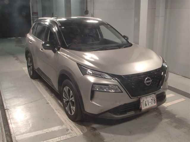 2024 Nissan X-Trail X e-4ORCE Japan auction vehicle