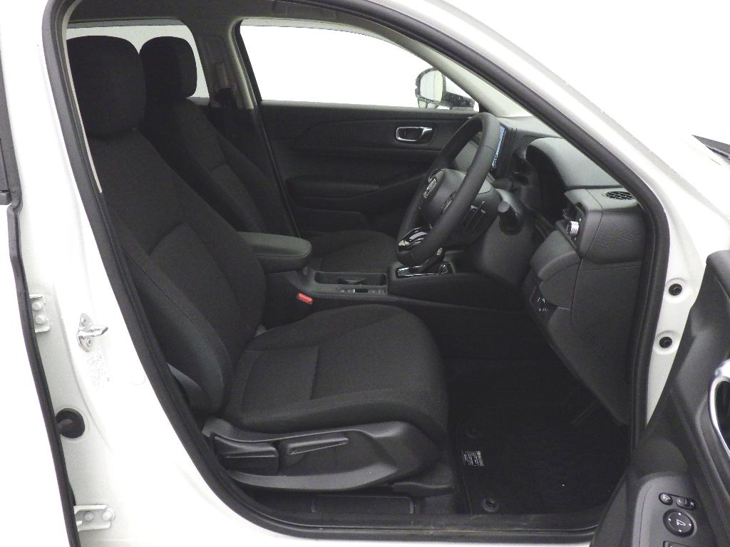 2024 Honda Vezel 4WD G auction photo 6