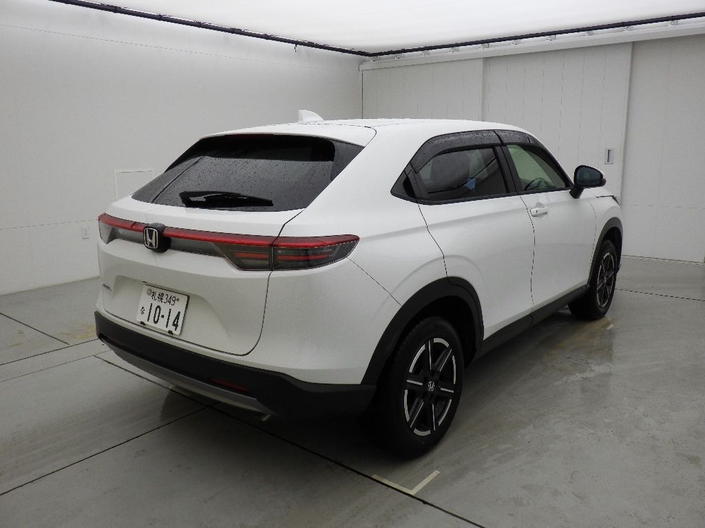2024 Honda Vezel 4WD G auction photo 2