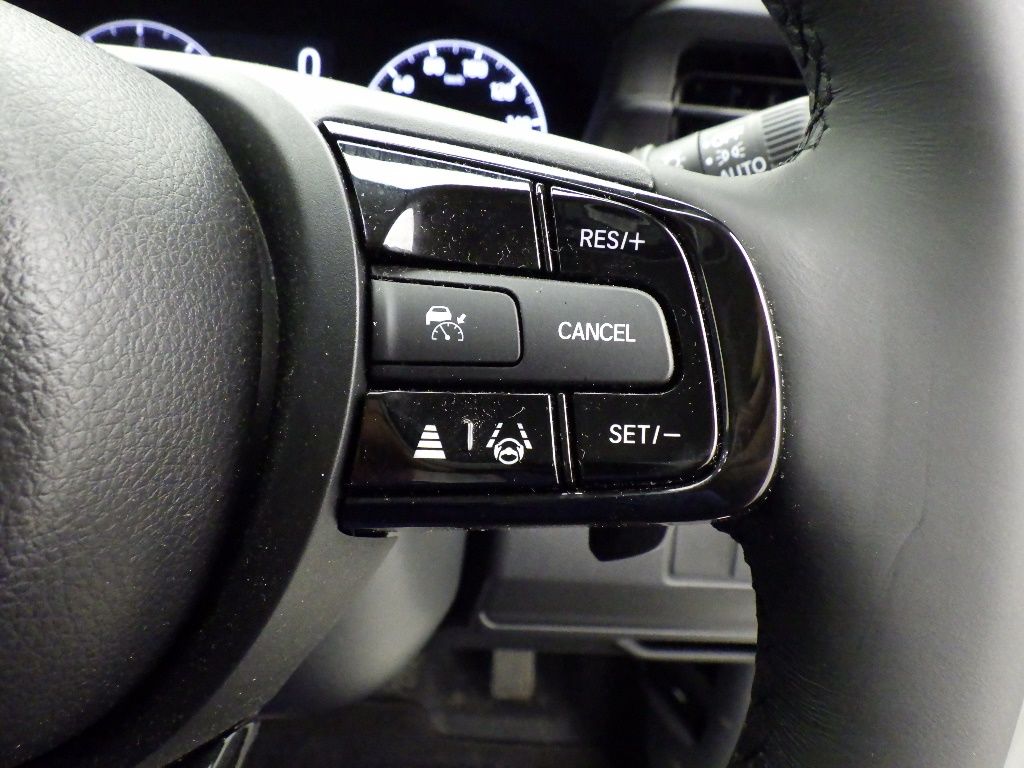 2024 Honda Vezel 4WD G auction photo 9