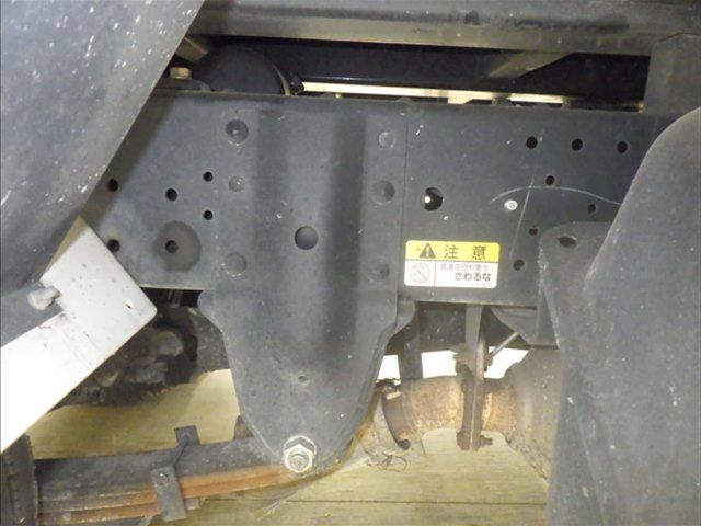 2019 Isuzu Elf dump auction photo 4