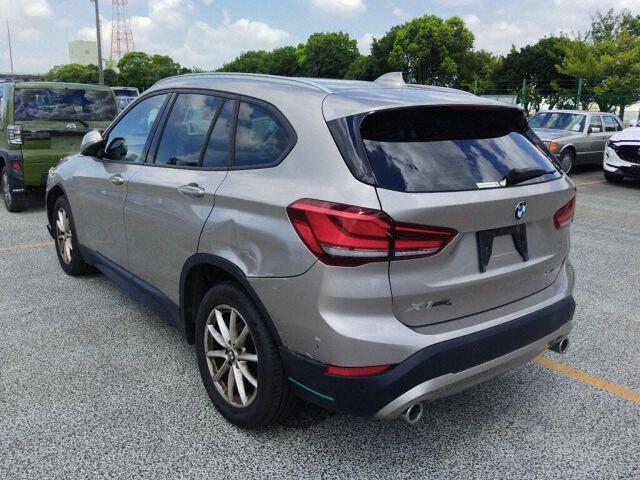 2020 BMW X1 XDRIVE18D 4WD auction photo 2