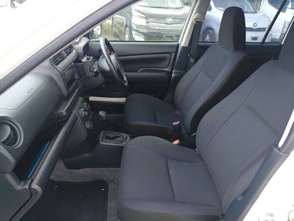 2021 Toyota Probox auction photo 16