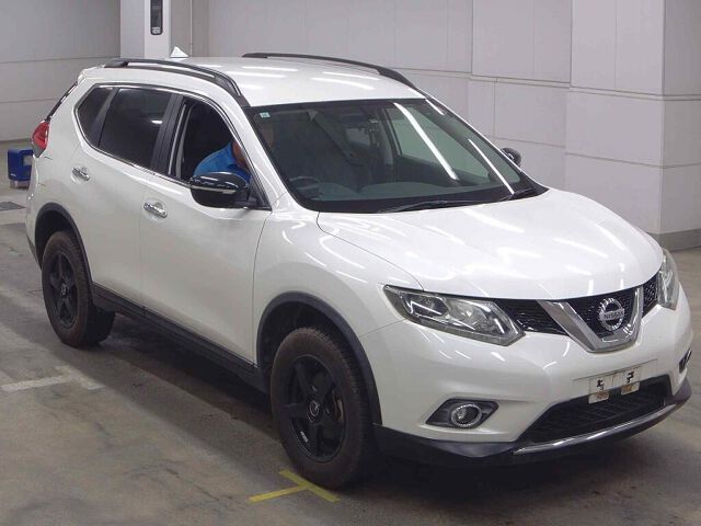 2015 Nissan X-Trail 20X 4WD Japan auction vehicle