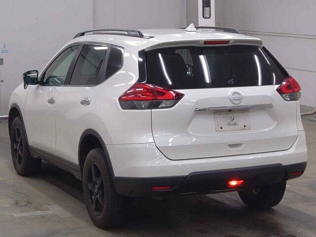 2015 Nissan X-Trail 20X 4WD auction photo 2