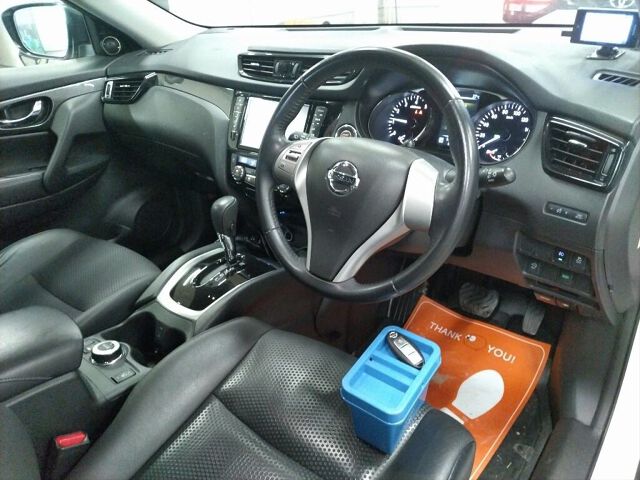 2015 Nissan X-Trail 20X 4WD auction photo 3