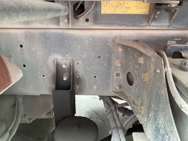 2017 Hino Profia dump auction photo 15