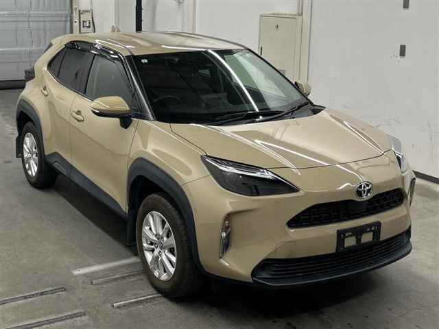 Japan Auction Vehicles 10 2023 Toyota Yaris Cross G 4WD auction photo