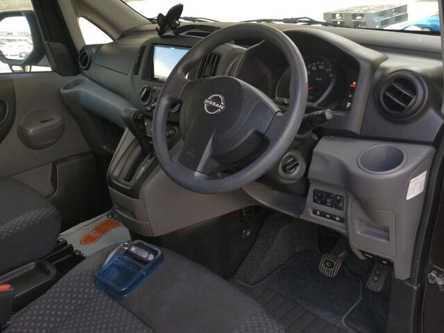 2023 Nissan NV200 Vanette Van auction photo 3
