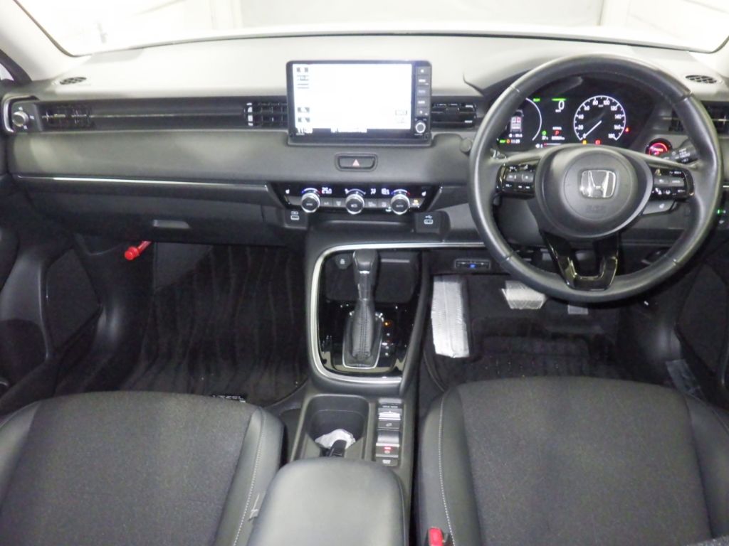 2021 Honda Vezel e:HEV Z auction photo 3