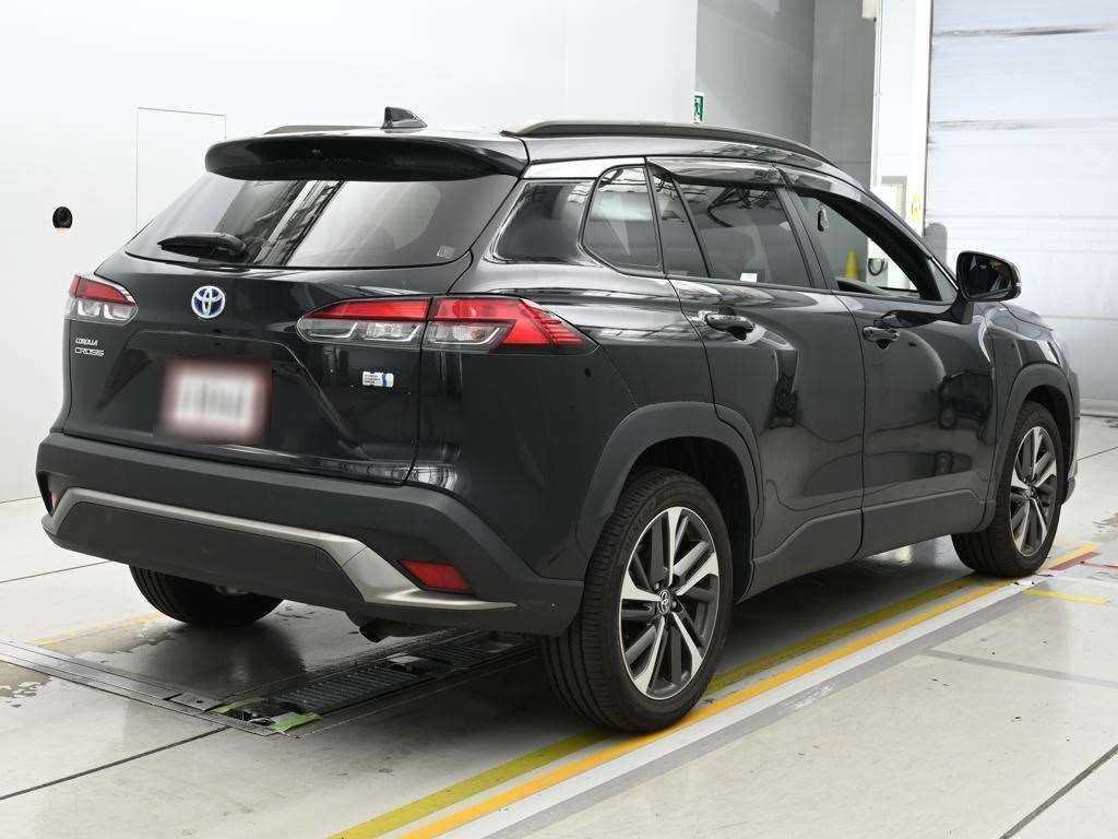 2023 Toyota Corolla Cross ハイブリッド Z auction photo 2