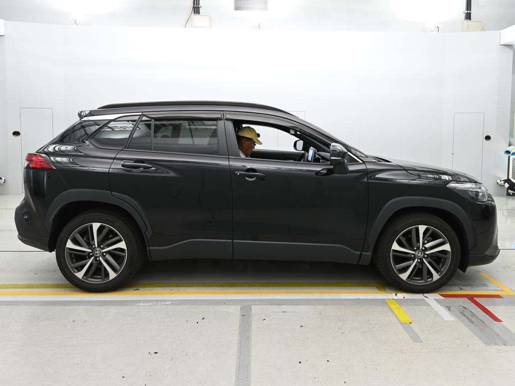 2023 Toyota Corolla Cross ハイブリッド Z auction photo 3