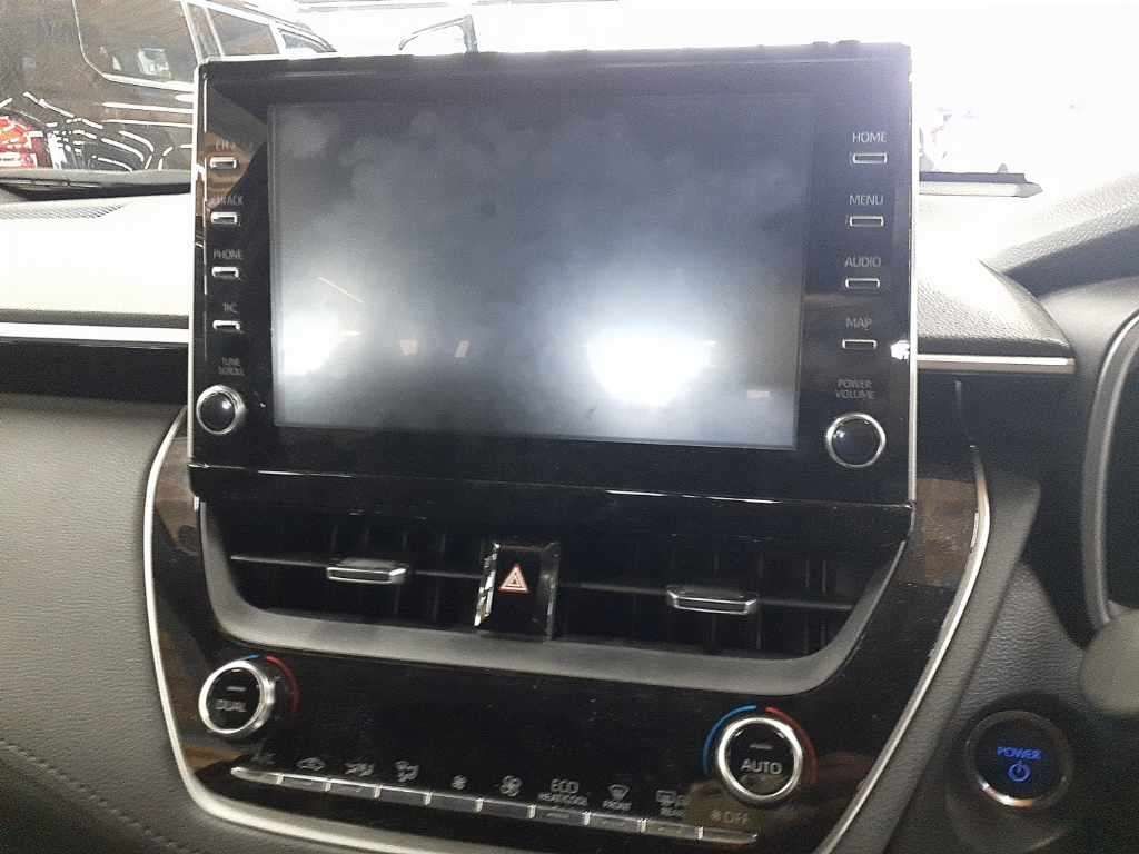 2023 Toyota Corolla Cross ハイブリッド Z auction photo 12