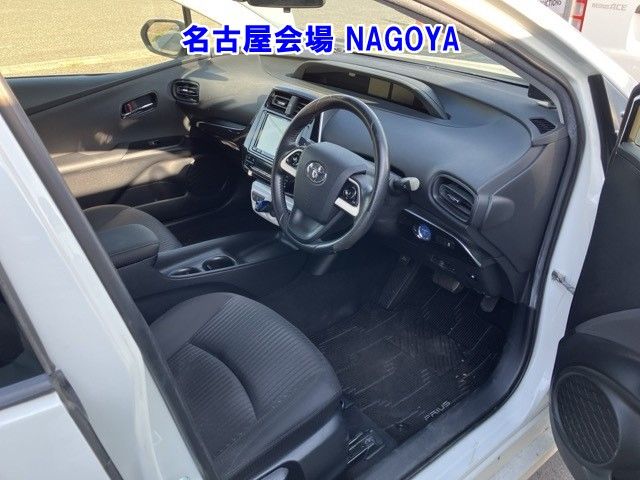 2016 Toyota Prius auction photo 9