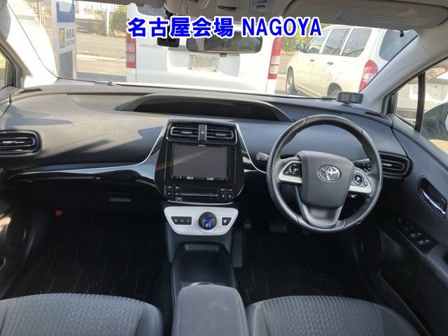 2016 Toyota Prius auction photo 4