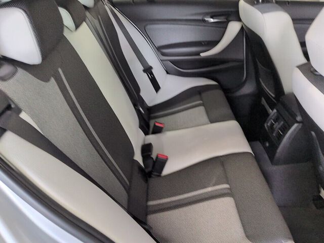 2015 BMW 1 Series 118I Style auction photo 6
