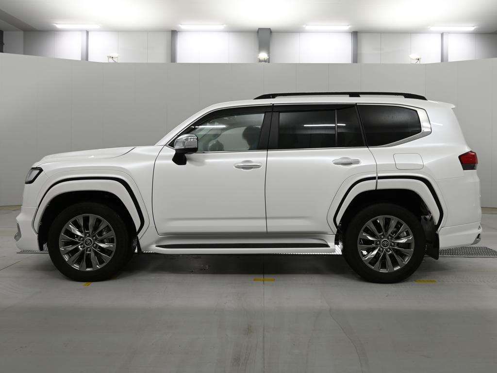 2024 Toyota Land Cruiser ZX 4WD auction photo 4