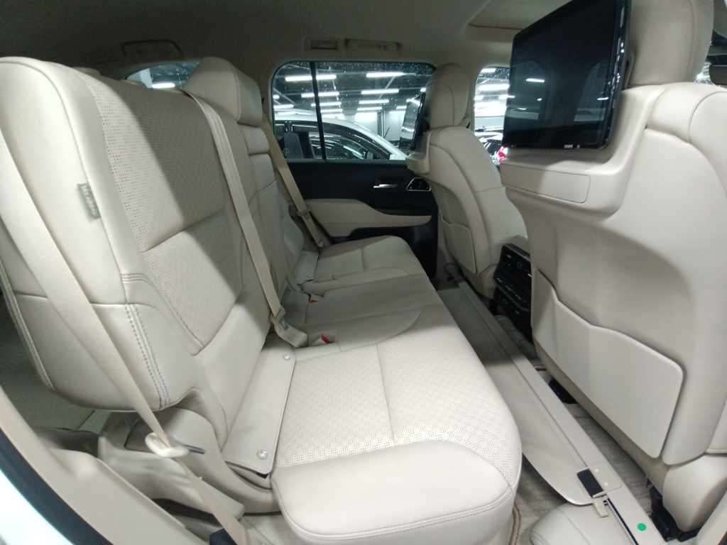 2024 Toyota Land Cruiser ZX 4WD auction photo 12