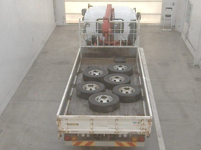 2018 Isuzu Forward クレーン付 auction photo 3