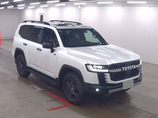 2025 Toyota Land Cruiser GR Sport 4WD Japan auction vehicle