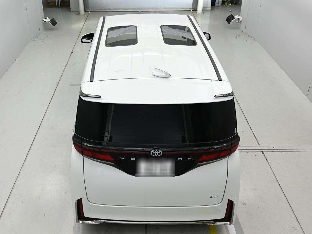 2025 Toyota Vellfire Z Premier auction photo 8