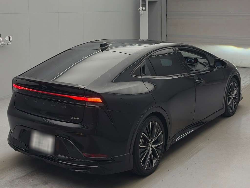 2023 Toyota Prius Z auction photo 2