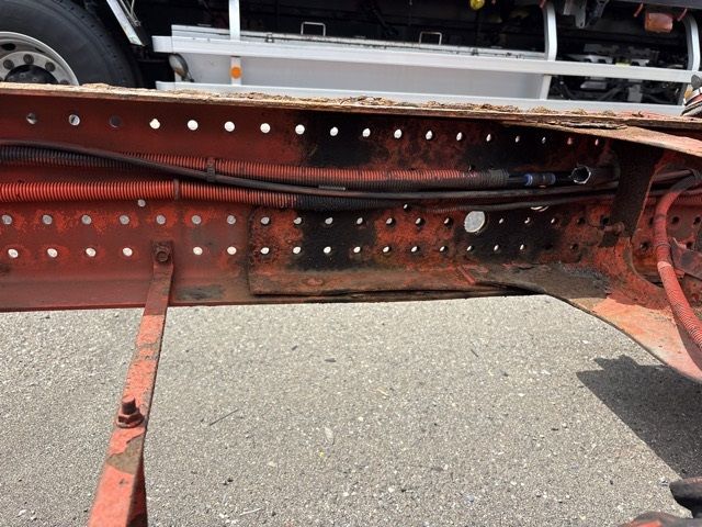 2012 Isuzu Forward chassis auction photo 11