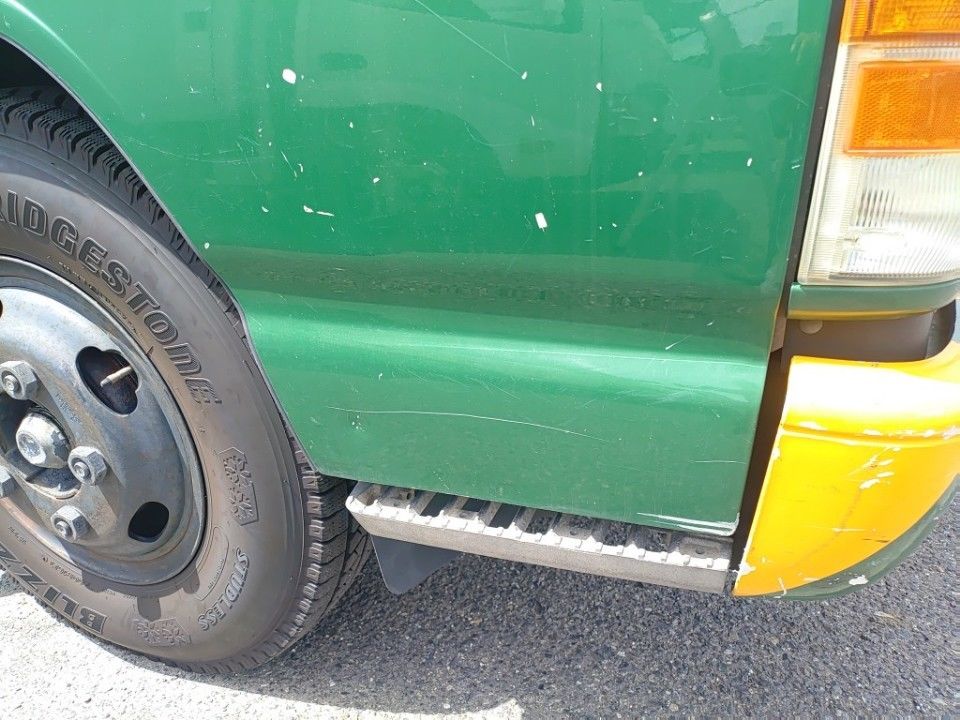 1996 Isuzu Elf auction photo 25