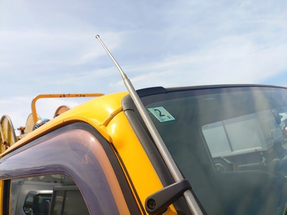 1996 Isuzu Elf auction photo 24