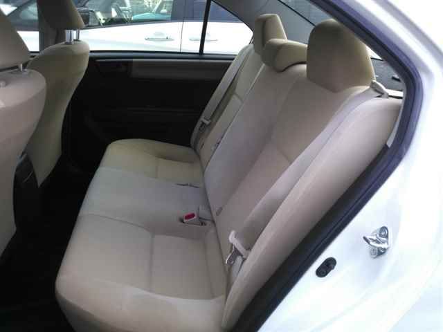 2014 Toyota Corolla Axio 1.5X auction photo 9