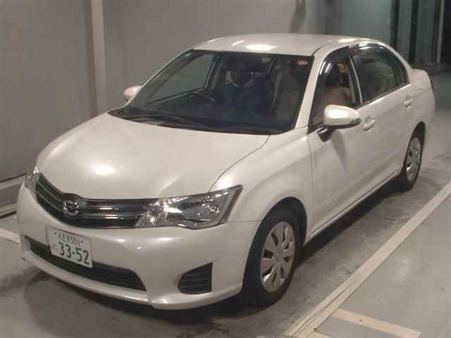 2014 Toyota Corolla Axio 1.5X auction photo 4