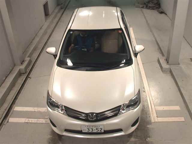 2014 Toyota Corolla Axio 1.5X auction photo 6